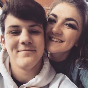 Meet your Posher, Avery